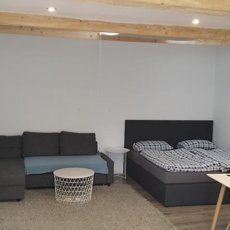 Schoenes Und Offenes Appartement Juchen ภายนอก รูปภาพ