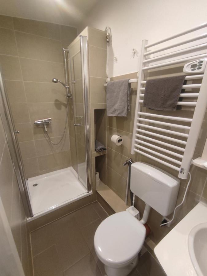 Schoenes Und Offenes Appartement Juchen ภายนอก รูปภาพ